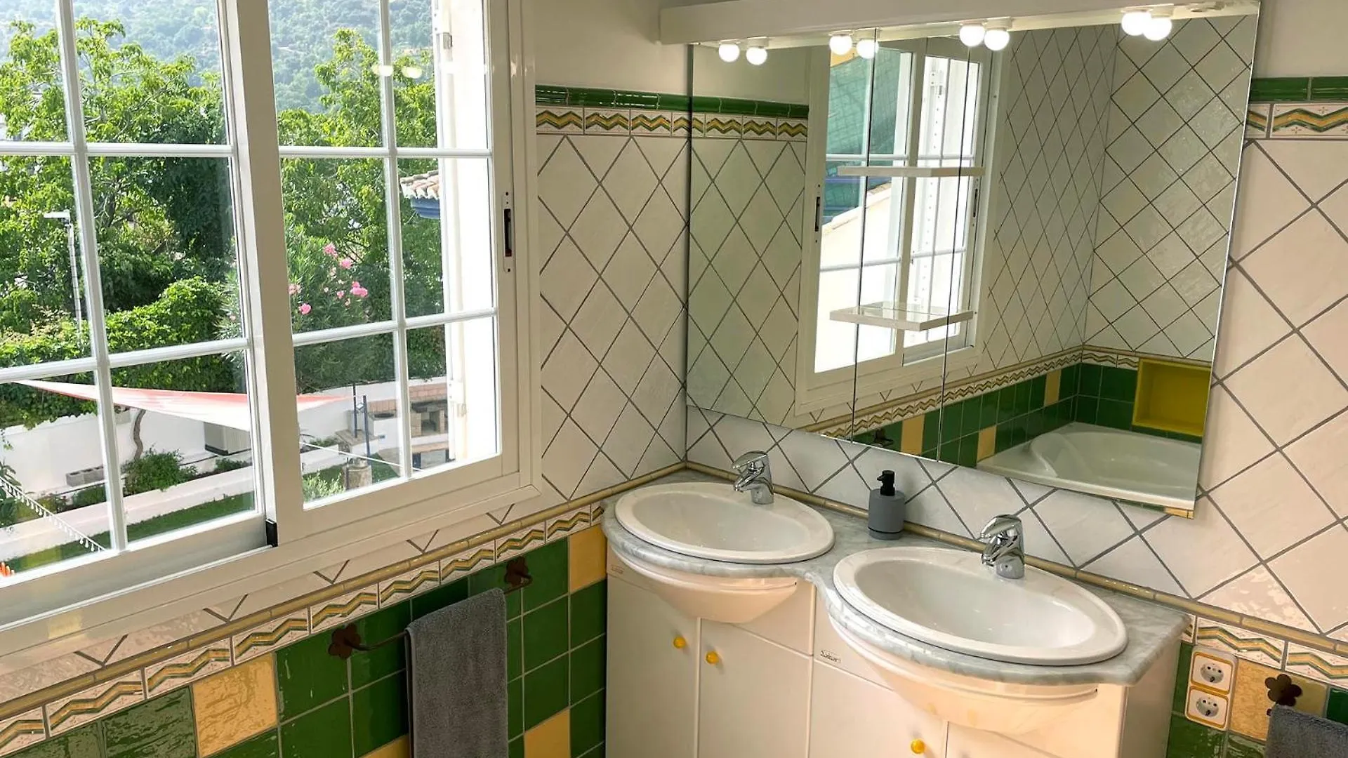 Villa Ragon Residencial, 11 Guejar Sierra