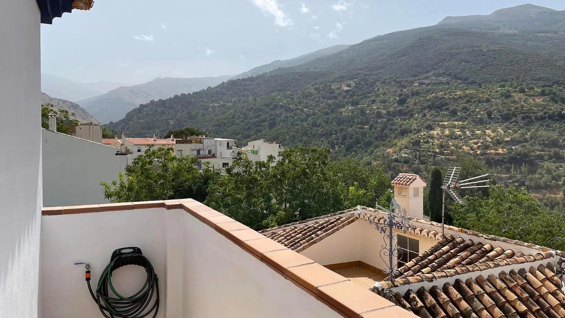 Ragon Residencial, 11 Villa Guejar Sierra 0*,  Spain